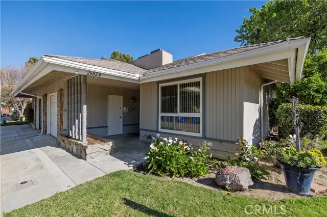 26824 Circle Of The Oaks, Newhall, CA 91321 - #1