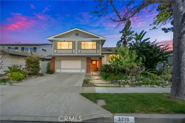 3210 Val Verde, Long Beach, CA 90808 - #1