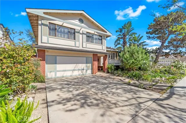 3210 Val Verde, Long Beach, CA 90808 - #3