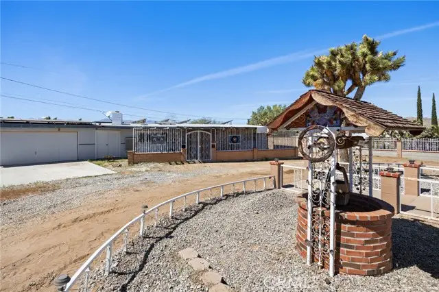 8054 Palm, Yucca Valley, CA 92284 - #2