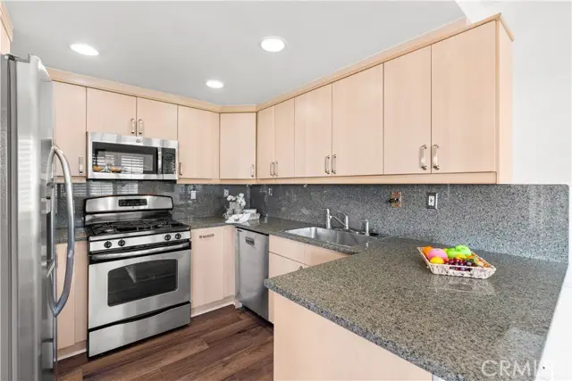 106 Western  #205, San Pedro, CA 90732 - #3