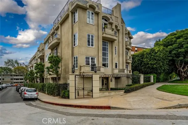 11740 Sunset Boulevard  #14, Los Angeles, CA 90049