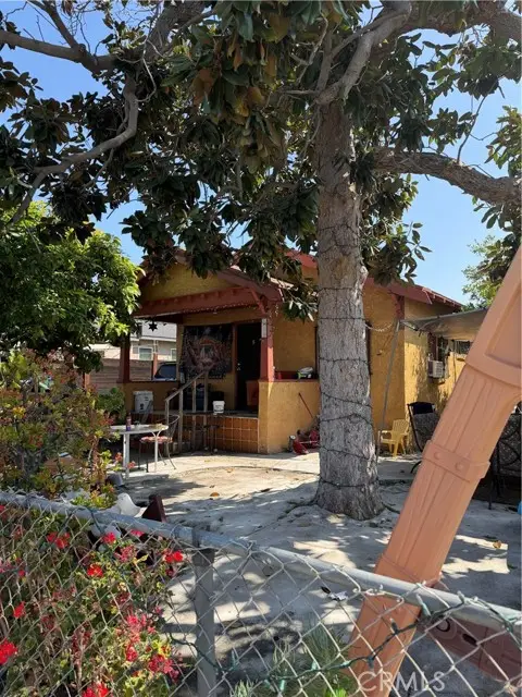 1018 Avenue 54, Los Angeles, CA 90042