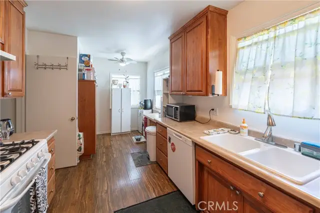 6123 Edgefield Street, Lakewood, CA 90713 - #3