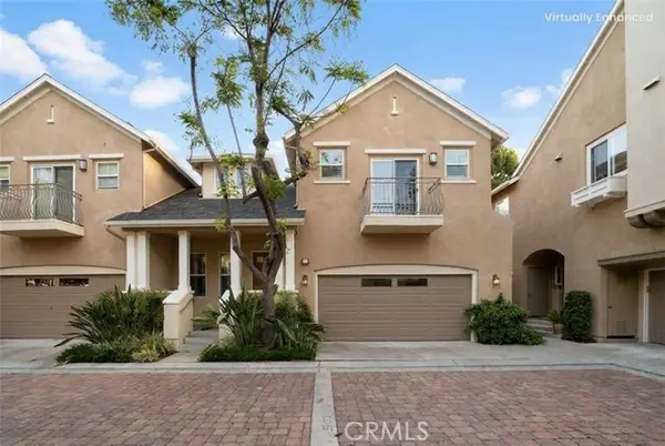 30 Burlingame, Irvine, CA 92602