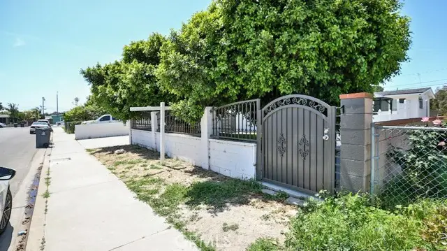 10301 Antigua Street, Anaheim, CA 92804 - #1