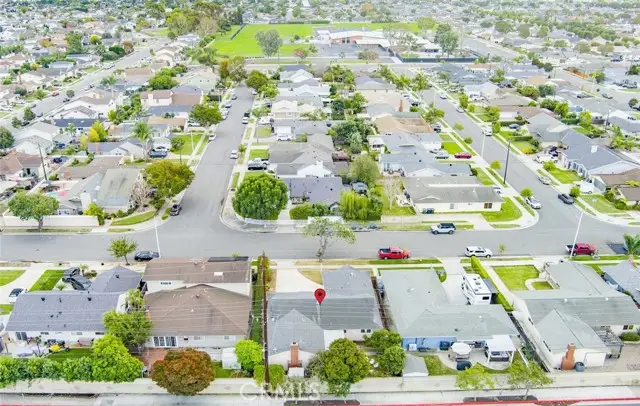 6631 Walton, Huntington Beach, CA 92647 - #3