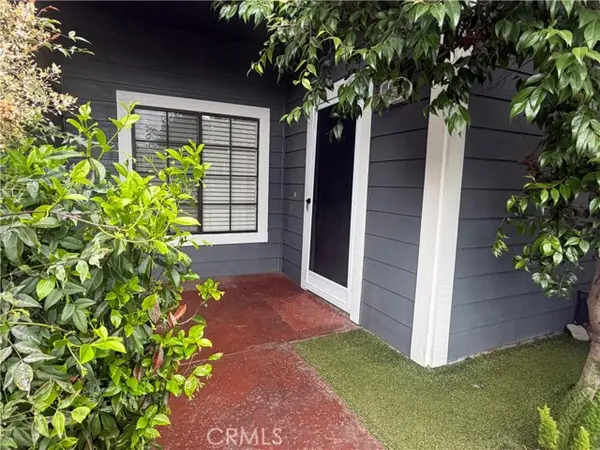 8192 Sandcove Cir  #106, Huntington Beach, CA 92646