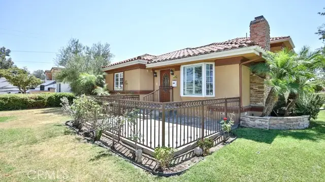 4704 Centralia Street, Long Beach, CA 90808 - #3