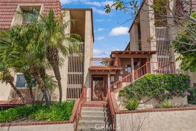 2101 21st, Signal Hill, CA 90755 - #2