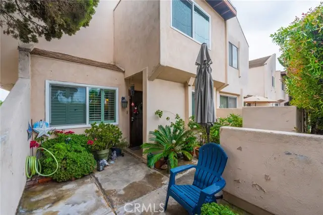16710 Orange Ave.  #A1, Paramount, CA 90723 - #3