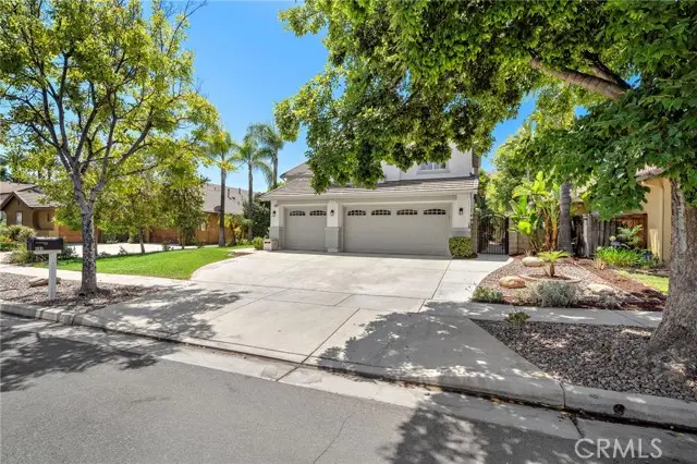 444 Appleby Street, Corona, CA 92881 - #3