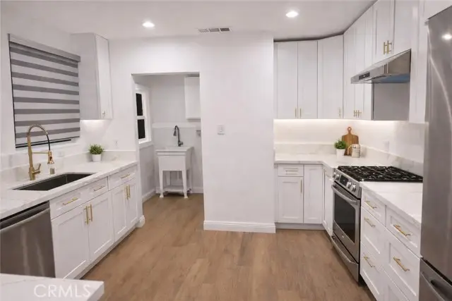 1726 52nd, Los Angeles, CA 90062 - #1