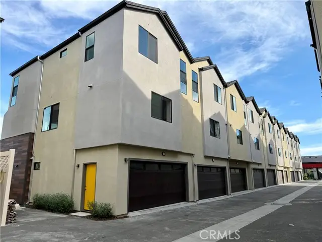 5876 Linden Ave #3, Long Beach, CA 90805 - #2