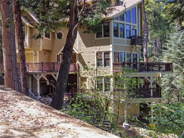 24782 Altdorf, Crestline, CA 92325 - #2