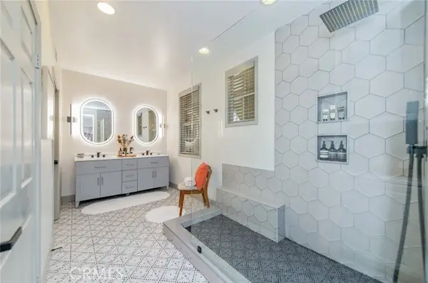 151 Silverado, Irvine, CA 92618