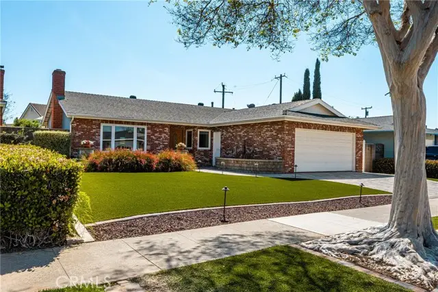 1218 Chalynn Avenue, Orange, CA 92866 - #2