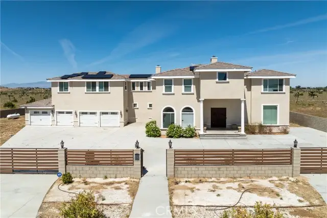 3125 West  M15 Avenue, Lancaster, CA 93536 - #1