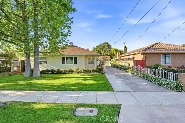 713 Sycamore, Orange, CA 92866 - #1