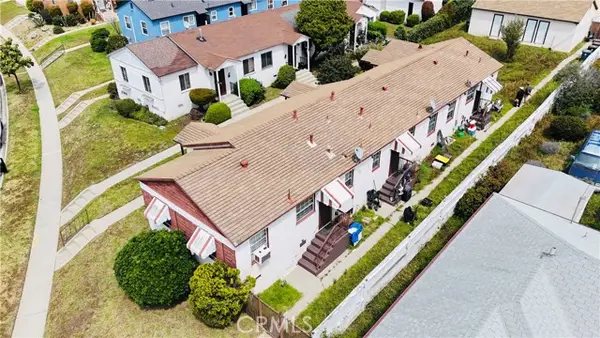 10846 Manhattan, Los Angeles, CA 90047