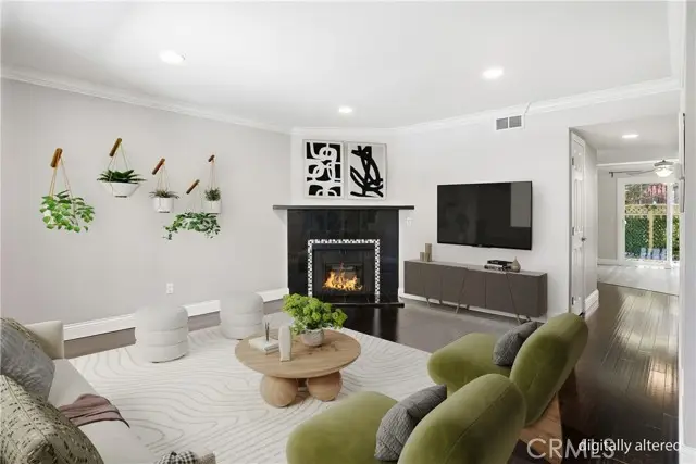 809 Spurgeon Street  #5, Santa Ana, CA 92701 - #2