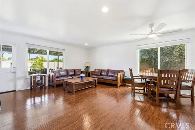 956 W Wilson St, Costa Mesa, CA 92627 - #2