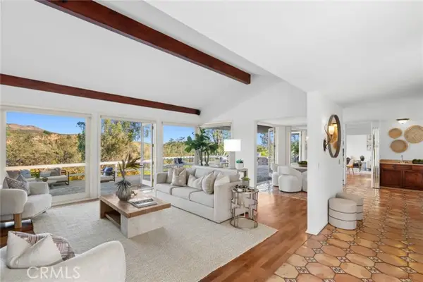 10392 Mira Vista, Santa Ana, CA 92705