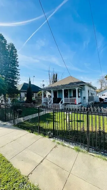 2944 6th, Riverside, CA 92507