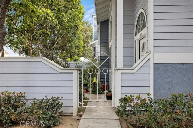 8125 Surfline Dr  #A, Huntington Beach, CA 92646 - #2