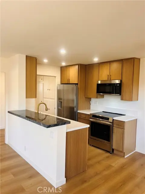 2500 2nd  #405, Long Beach, CA 90803 - #2