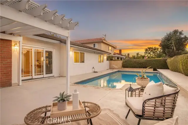 4657 Hazelnut Avenue, Seal Beach, CA 90740 - #2
