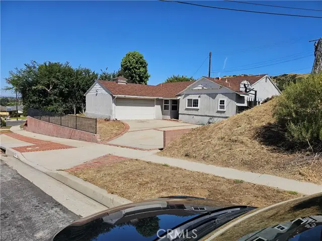 10211 Roscoe, Sun Valley, CA 91352 - #3