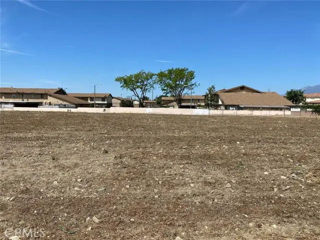 7890 Sierra, Fontana, CA 92336 - #3