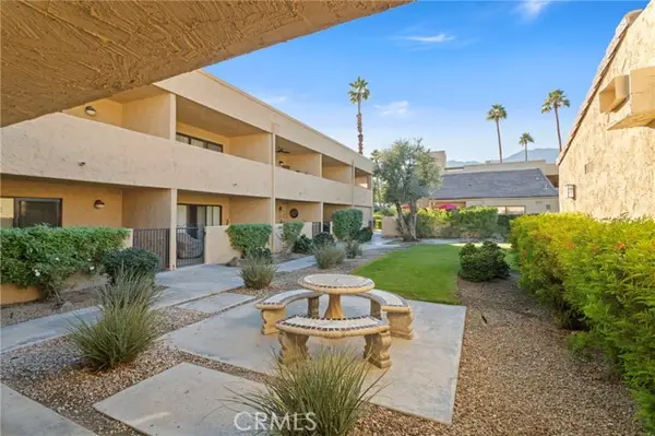 5300 Waverly Dr.  #M4115, Palm Springs, CA 92264