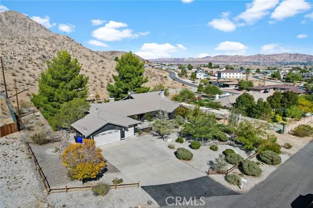 20058 Rancherias Lane, Apple Valley, CA 92307 - #3