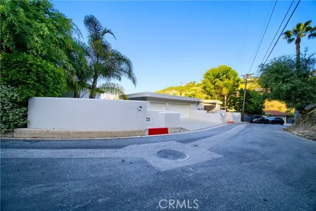3964 Sumac Drive, Sherman Oaks, CA 91403 - #3