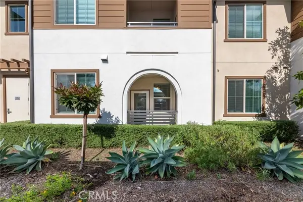 9001 Cerise Lane  #111, Cypress, CA 90630