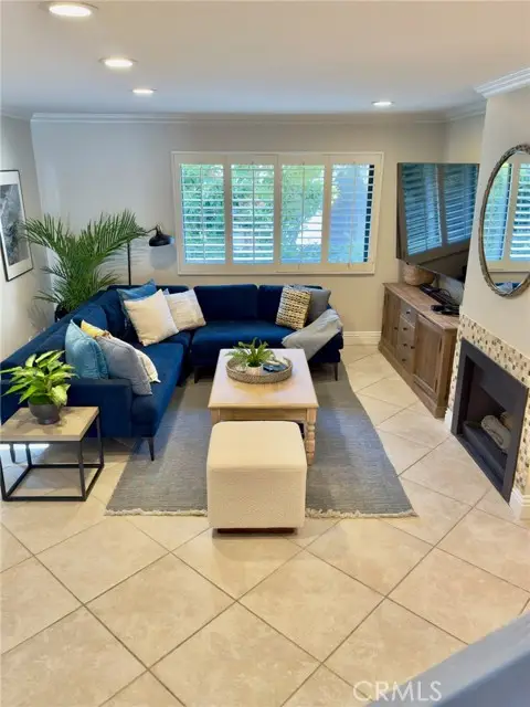 1 Windsong Court, Newport Beach, CA 92663 - #3