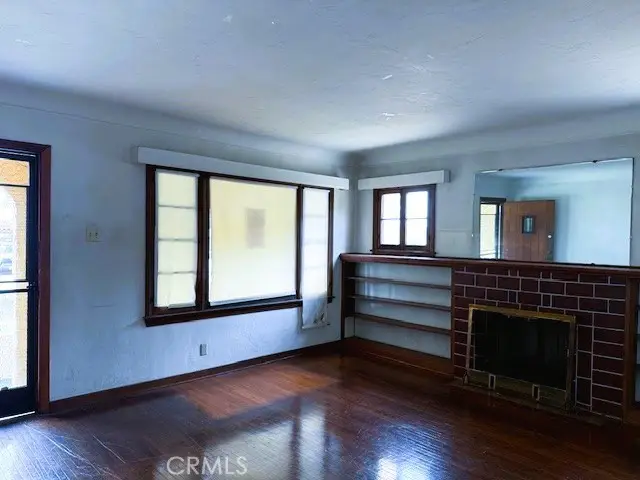 9432 Hobart Boulevard, Los Angeles, CA 90047 - #3