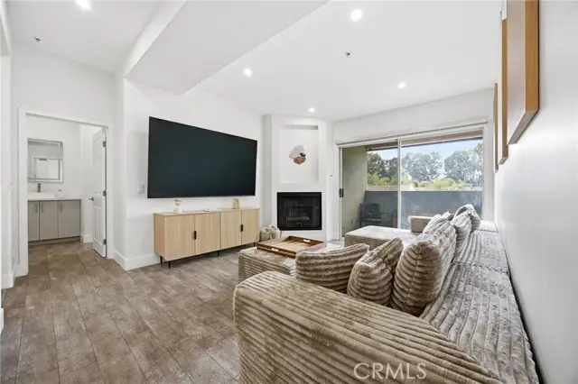 15455 Sherman Way  #27, Van Nuys, CA 91406 - #1