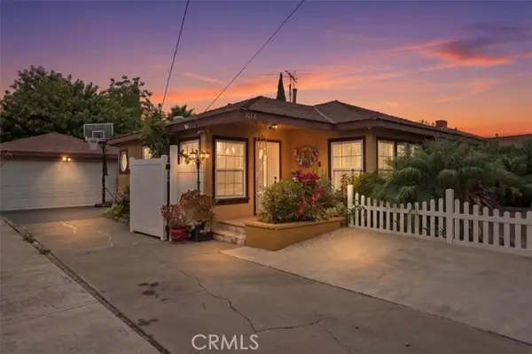 1614 Flower, Santa Ana, CA 92707