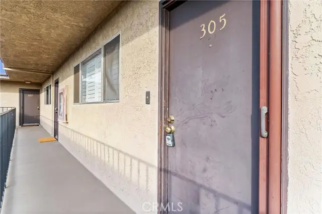 1061 Park Avenue, Long Beach, CA 90804 - #2