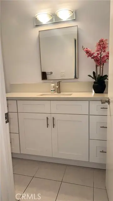 1000 Macarthur, Santa Ana, CA 92707 - #3