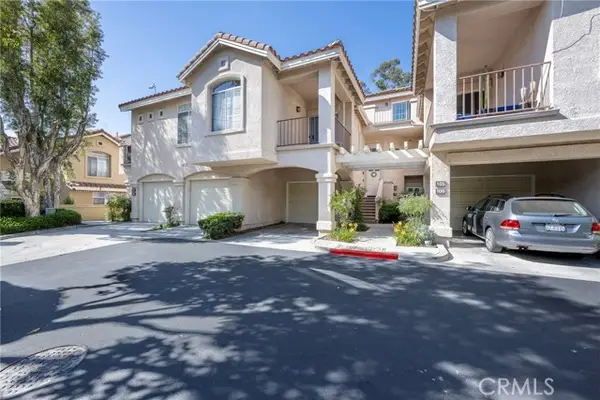 8215 White Oak Ridge  #105, Orange, CA 92869