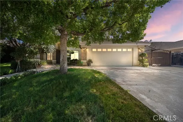 11015 Lakewood Court, Bakersfield, CA 93312