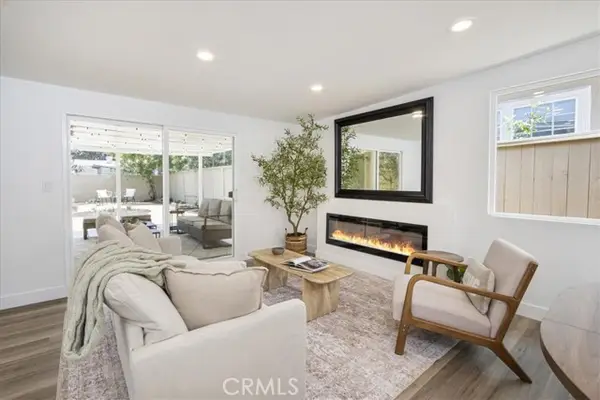 2422 Pomona Street, Santa Ana, CA 92704