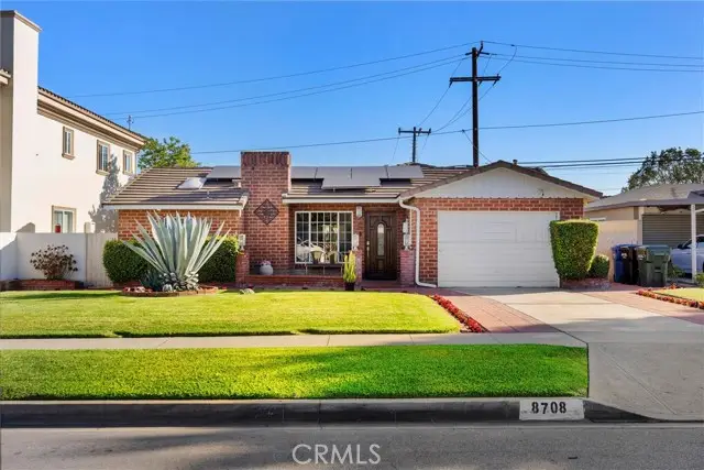 8708 Cherokee, Downey, CA 90241 - #1