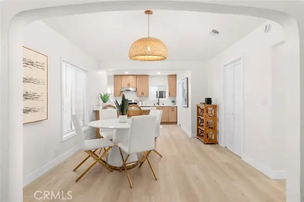 2115 Redondo, Los Angeles, CA 90016