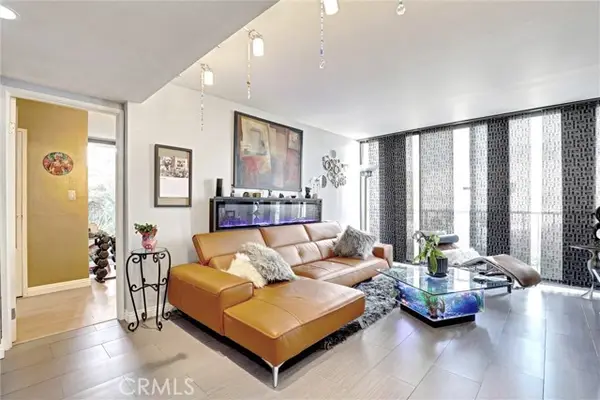 1750 Ocean  #101, Long Beach, CA 90802