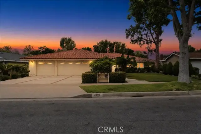2308 Lowell Lane, Santa Ana, CA 92706 - #2